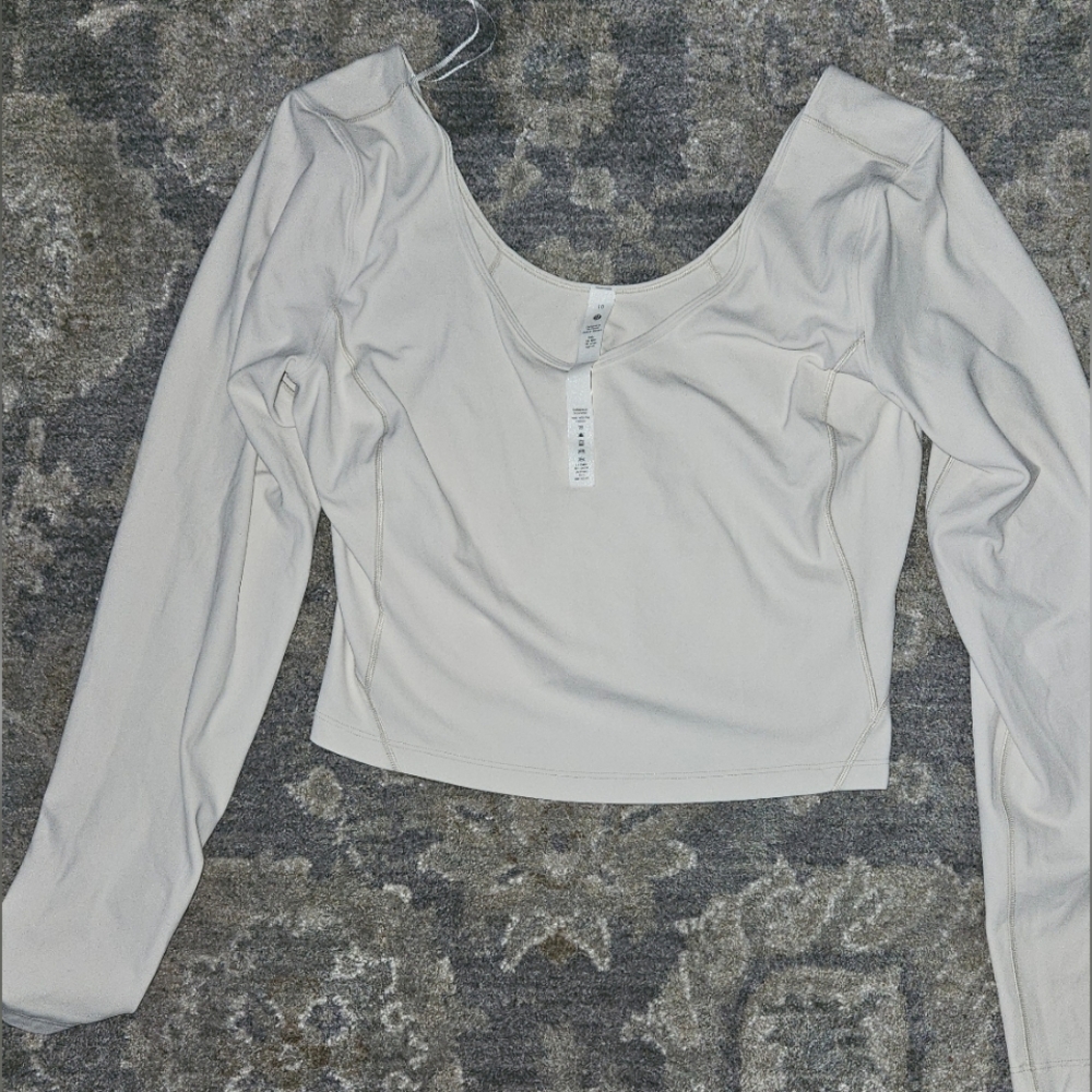Lululemon long sleeve top